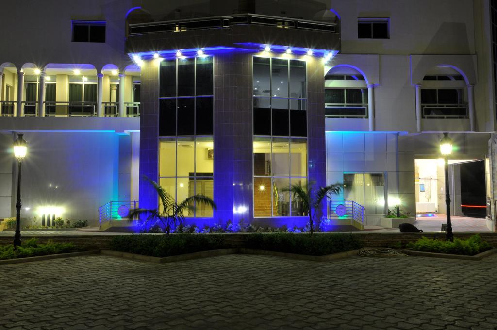 Benin Royal Hotel كوتونو المظهر الخارجي الصورة